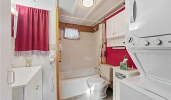 38 Oak Ter, Burrillville, RI 02839