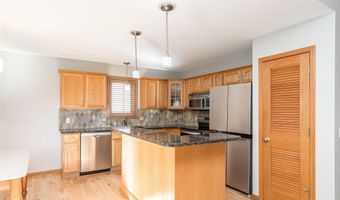 1212 NW Rolling Rock Rd, Ankeny, IA 50023