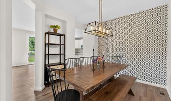 2137 Henley Woods Dr, Arnold, MO 63010