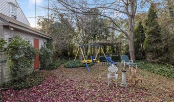 73 Thames St 1, Newport, RI 02840