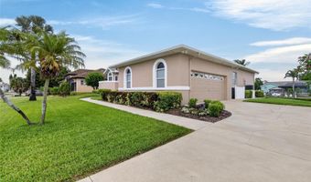 806 EAGLE Ln, Apollo Beach, FL 33572