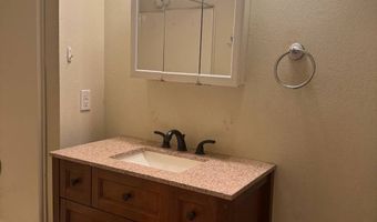 305 NW 3rd St, Antlers, OK 74523