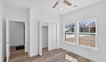 207 Lindsey Ave, Adair, OK 74330