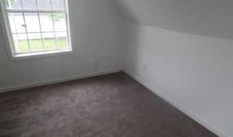 19 S Lester St, Bloomfield, IN 47424