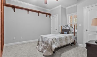 1711 River Pointe Dr, Albany, GA 31707