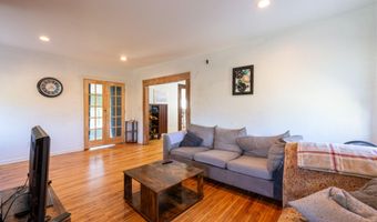2 Harold Dr, Altamont, NY 12009