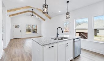 37 Copinsay Dr, Bella Vista, AR 72715