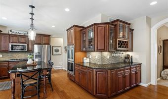 14454 Sunset Forest Ct, Ballwin, MO 63011