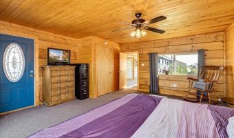 1069 W PLAINS Rd, Cheyenne, WY 82009