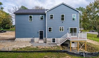 661 Main St, Acushnet, MA 02743