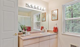 845 Honey Ct, Arnold, CA 95223