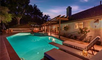 707 S Live Oak Park Rd, Fallbrook, CA 92028