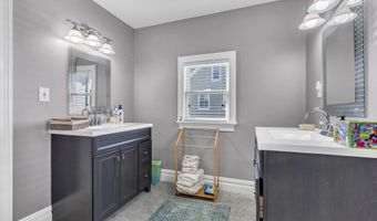 301 10th Ave, Belmar, NJ 07719