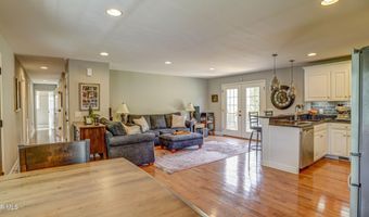17500 Bridle Dr, Abingdon, VA 24210