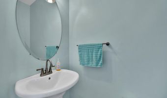 11200 SEABISCUIT Ln 101, Berlin, MD 21811