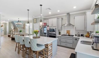 5554 SILVER SUN Dr, Apollo Beach, FL 33572