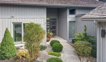 563 E Acadia Pt, Aurora, OH 44202