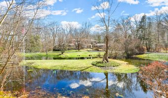 41 Lake Wind Rd, New Canaan, CT 06840