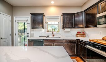 113 Sedgewood Ct, Aberdeen, NC 28315