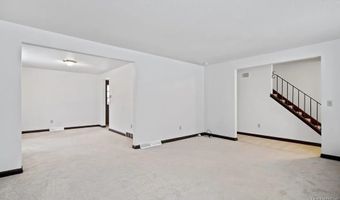 313 Kaymar Dr, Amherst, NY 14228