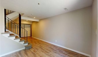824 S Chillicothe Rd 14, Aurora, OH 44202