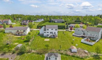 40 Hillview Dr, Bangor, ME 04401