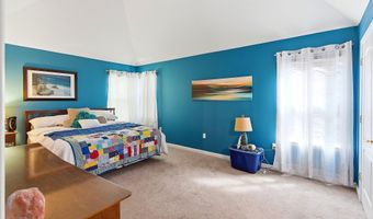 801 Cranberry Rd, Beachwood, NJ 08722