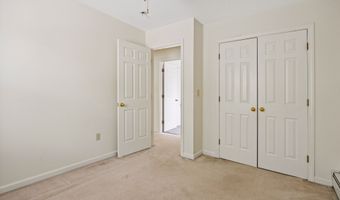 34 Fairlawn St, Bristol, CT 06010
