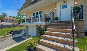 168 Leonardville Rd, Belford, NJ 07718