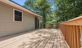 9 Iriquois Dr, Ashburnham, MA 01430
