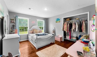 762 Old McLeod Bridge Rd, Adrian, GA 31002