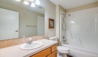 418 W Summit Ave, Augusta, KS 67010