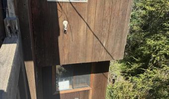 28270 Albion Ridge Rd, Albion, CA 95410