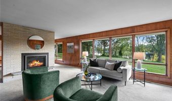 1102 Benton St, Anoka, MN 55303