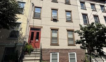 31 Elm St Garden, Albany, NY 12202