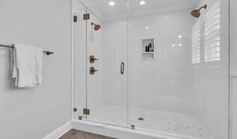 33 Amherst Dr, Bayville, NJ 08721