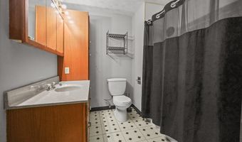 1045 Columbus Cir N, Ashland, OH 44805