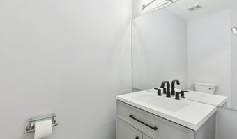 14 South St 20, Danbury, CT 06810