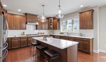 207 Weddington Park Ln, Apex, NC 27523