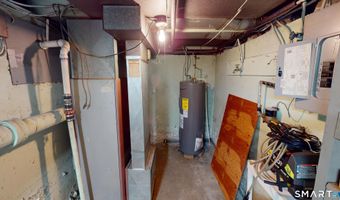 137 Brook St, Bristol, CT 06010