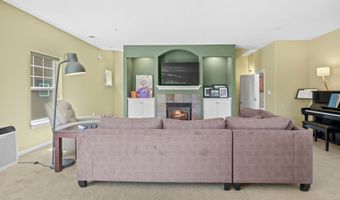 1120 SW 170TH Ave 201, Beaverton, OR 97003