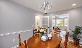 3 Pinetop Rd, Barrington, RI 02806