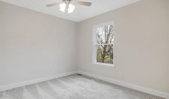 190 Oakbriar Farm Dr, Ballwin, MO 63021