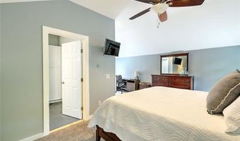 63 Pendar Rd, North Kingstown, RI 02852