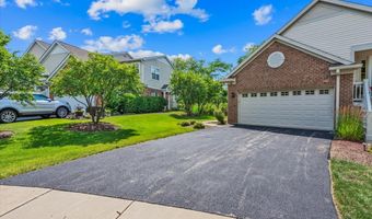 16 Christie Ct 16, Algonquin, IL 60102