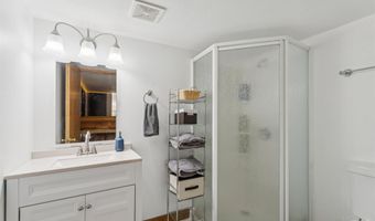 1612 N HARRIMAN St, Appleton, WI 54911