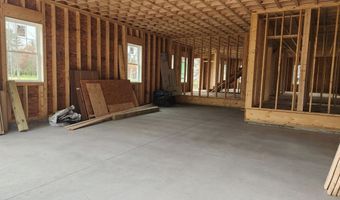 2 Eagle Perch Dr 16, Boscawen, NH 03303