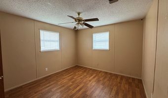 806 N 10th St, Alpine, TX 79830