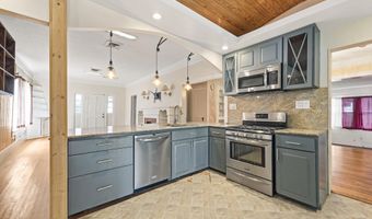 125 N Main St, Abbeville, LA 70510