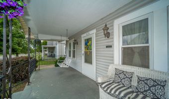 826 E 31st St, Anderson, IN 46016